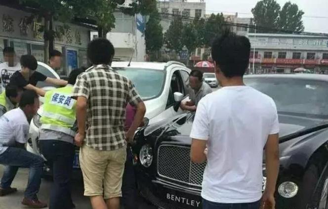 保险助力解决剐蹭事故，挪开困扰，保障无忧 剐蹭挪开保险