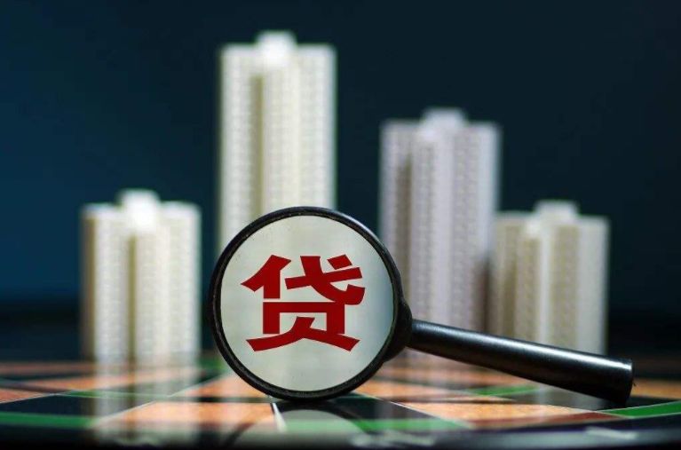 选基金，看基金规模—投资策略的明智之选 选基金基金规模