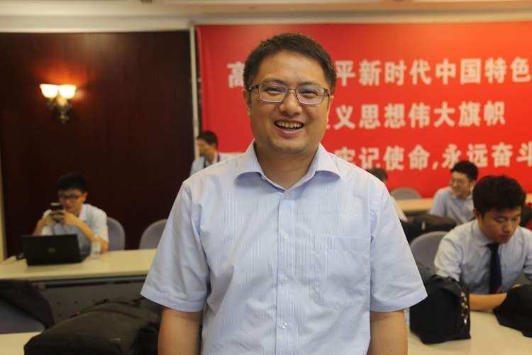 打工上班与理财之道，在忙碌中寻找财富的平衡 打工上班理财